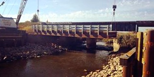 side view of steel girder bridge